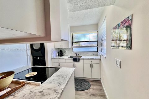 Condominio en venta en Homestead, Florida, 1 dormitorio, 63.64 m2 № 1272585 - foto 19