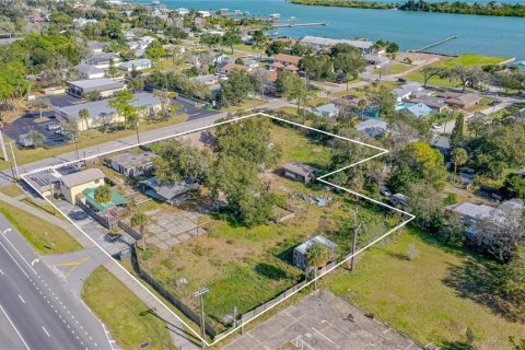 Propiedad comercial en venta en Edgewater, Florida, 449.83 m2 № 1001722 - foto 2