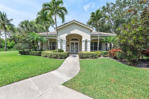 Townhouse in West Palm Beach, Florida 2 bedrooms, 111.67 sq.m. № 1186625 - photo 14