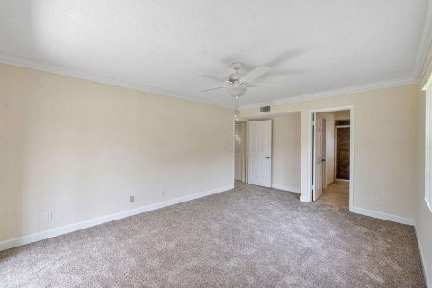 Condo in Deerfield Beach, Florida, 2 bedrooms  № 1154253 - photo 17