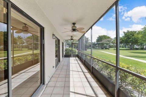 Condo in Deerfield Beach, Florida, 2 bedrooms  № 1154253 - photo 10