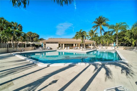 Copropriété à vendre à Deerfield Beach, Floride: 2 chambres, 102.84 m2 № 1154253 - photo 5