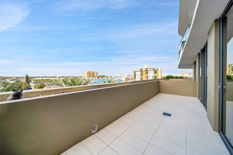 Condominio en venta en Pompano Beach, Florida, 3 dormitorios, 181.62 m2 № 945962 - foto 14