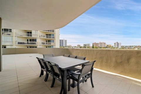 Copropriété à vendre à Pompano Beach, Floride: 3 chambres, 181.62 m2 № 945962 - photo 20