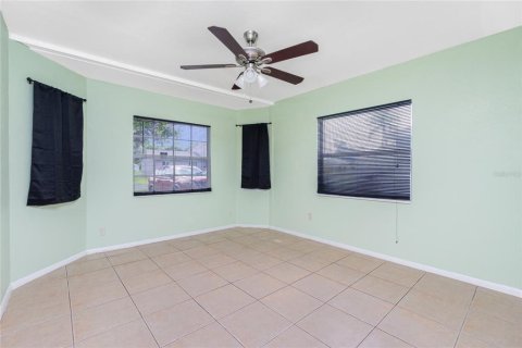 House in Port Charlotte, Florida 3 bedrooms, 147.81 sq.m. № 1369953 - photo 15