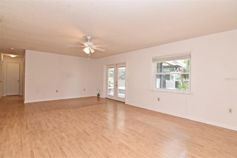 House in Orlando, Florida 3 bedrooms, 149.76 sq.m. № 1369952 - photo 23