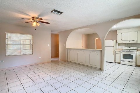 Villa ou maison à vendre à Tampa, Floride: 3 chambres, 147.71 m2 № 1370021 - photo 22