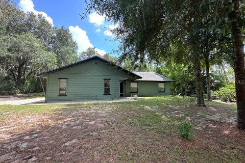 House in Ocala, Florida 3 bedrooms, 157.93 sq.m. № 1298207 - photo 2