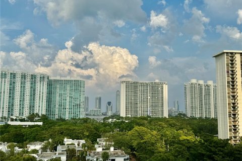 Condo in Aventura, Florida, 2 bedrooms  № 1184462 - photo 6