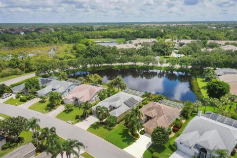 Villa ou maison à vendre à Sarasota, Floride: 2 chambres, 150.5 m2 № 1344192 - photo 4