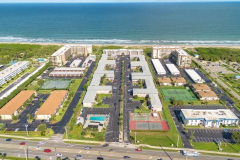 Condominio en venta en Cocoa Beach, Florida, 2 dormitorios, 83.61 m2 № 1384736 - foto 25