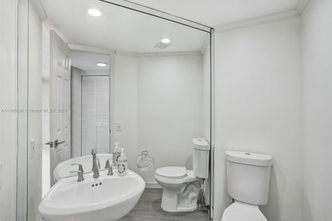 Condominio en venta en Hillsboro Beach, Florida, 3 dormitorios, 193.7 m2 № 873500 - foto 5
