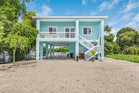 Villa ou maison à vendre à Key Largo, Floride: 3 chambres, 122.63 m2 № 1345768 - photo 1