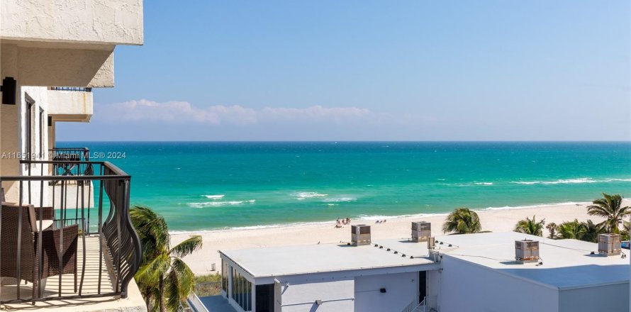 Condo à Miami Beach, Floride, 1 chambre  № 1345846