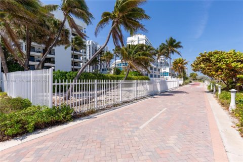 Copropriété à vendre à Miami Beach, Floride: 1 chambre, 69.77 m2 № 1345846 - photo 5