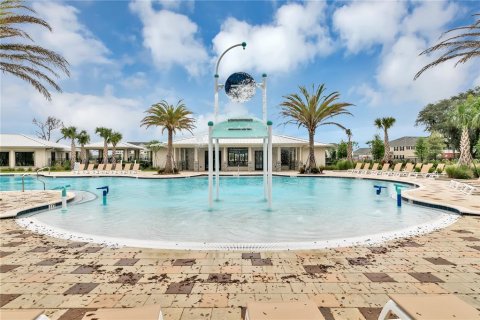 Villa ou maison à vendre à Kissimmee, Floride: 4 chambres, 234.3 m2 № 1359984 - photo 8