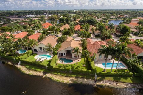 Villa ou maison à louer à Wellington, Floride: 4 chambres, 283.17 m2 № 884578 - photo 3