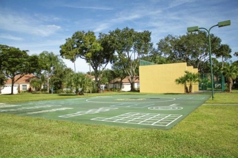 Townhouse in Riviera Beach, Florida 2 bedrooms, 134.52 sq.m. № 1136435 - photo 1