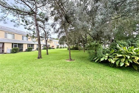 Townhouse in Tampa, Florida 2 bedrooms, 107.02 sq.m. № 1350702 - photo 29