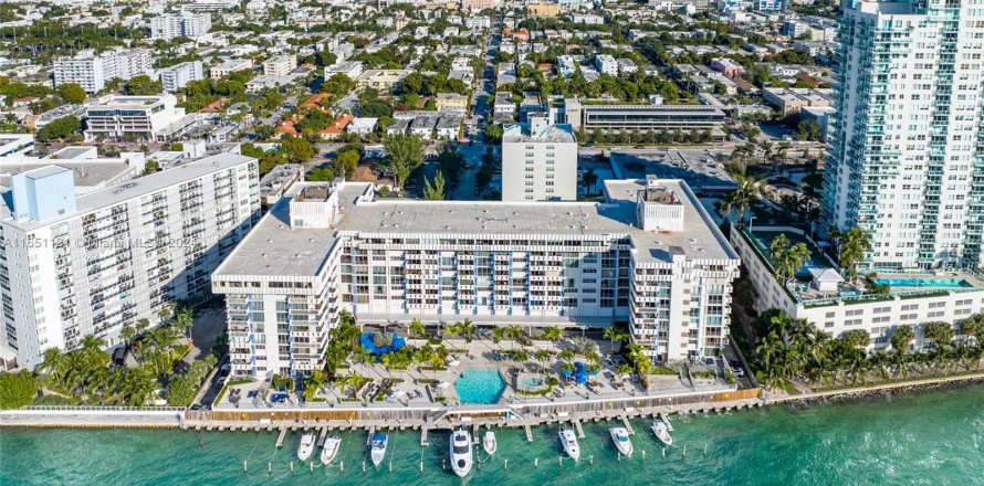 Condo in Miami Beach, Florida, 1 bedroom  № 1345016