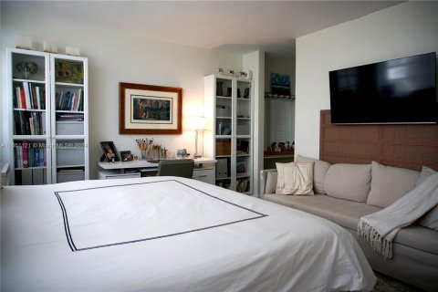 Condominio en venta en Miami Beach, Florida, 1 dormitorio, 78.97 m2 № 1345016 - foto 16