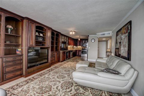 Copropriété à vendre à Miami Beach, Floride: 2 chambres, 93.83 m2 № 1333392 - photo 8