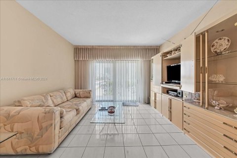 Condominio en venta en Hollywood, Florida, 1 dormitorio, 68.75 m2 № 1327832 - foto 9