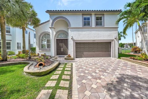 Casa en venta en Miramar, Florida, 4 dormitorios, 285.86 m2 № 1327865 - foto 1