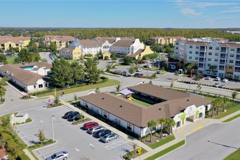 Commercial property in New Port Richey, Florida 697.23 sq.m. № 826051 - photo 5