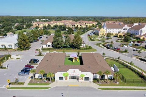 Commercial property in New Port Richey, Florida 697.23 sq.m. № 826051 - photo 18