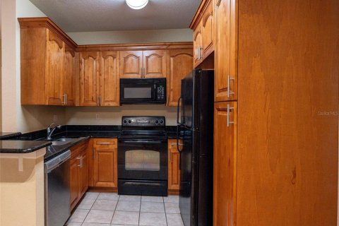 Condo in Orlando, Florida, 2 bedrooms  № 1346766 - photo 7