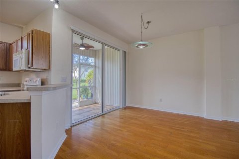 Adosado en venta en Tampa, Florida, 2 dormitorios, 106.47 m2 № 1370972 - foto 11