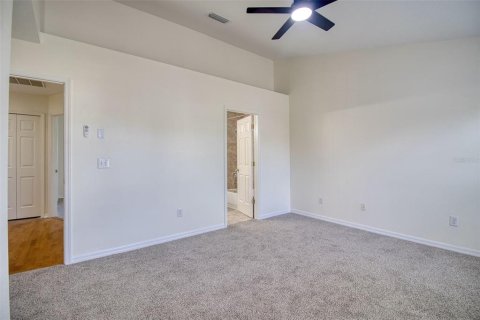 Touwnhouse à vendre à Tampa, Floride: 2 chambres, 106.47 m2 № 1370972 - photo 17