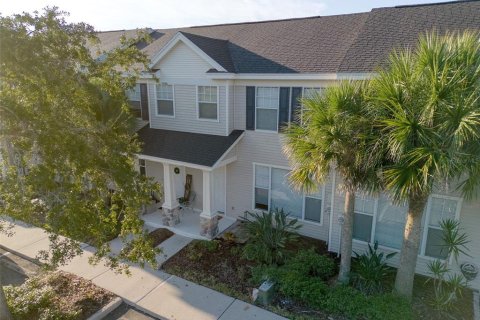 Touwnhouse à vendre à Tampa, Floride: 2 chambres, 106.47 m2 № 1370972 - photo 2