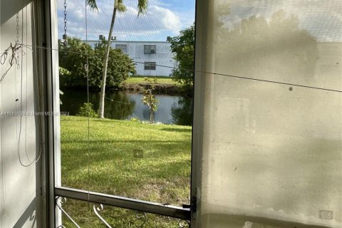 Купить кондоминиум в Майами-Гарденс, Флорида 1 спальня, 53.51м2, № 1119352 - фото 7