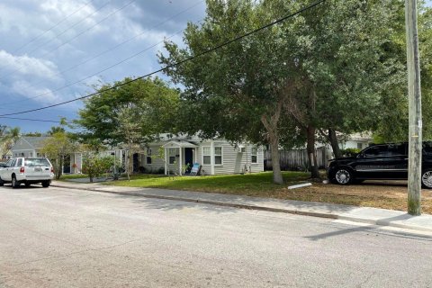 Купить коммерческую недвижимость в Лейк-Уорт, Флорида 148.64м2, № 544110 - фото 21