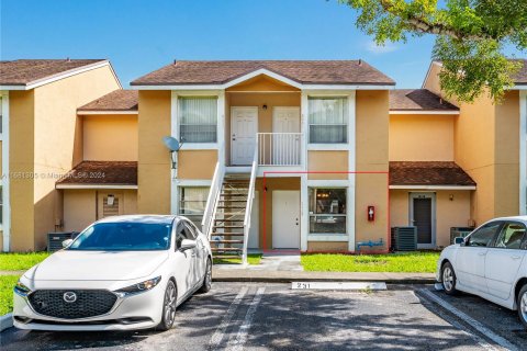 Condominio en venta en Miramar, Florida, 1 dormitorio, 74.32 m2 № 1412170 - foto 14