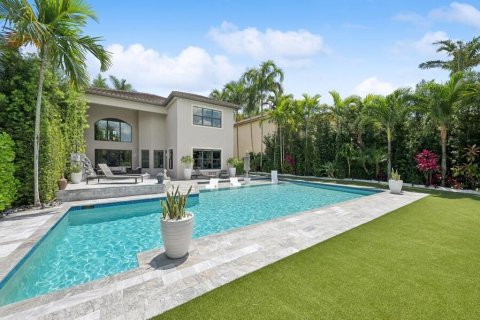 Villa ou maison à vendre à Delray Beach, Floride: 4 chambres, 328.6 m2 № 1135141 - photo 2