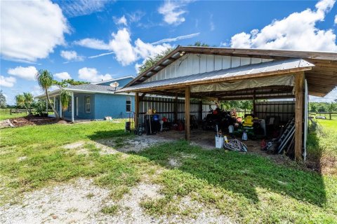 House in Myakka City, Florida 3 bedrooms, 123.93 sq.m. № 1344835 - photo 5