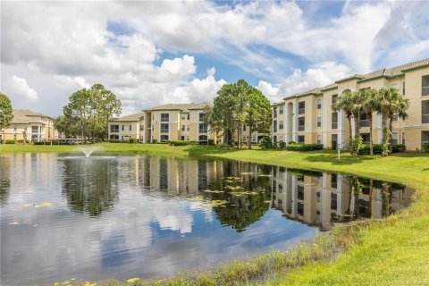 Copropriété à vendre à Kissimmee, Floride: 2 chambres, 103.12 m2 № 1382254 - photo 13