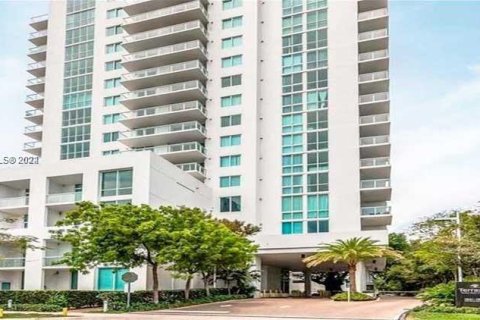 Condominio en venta en Miami, Florida, 1 dormitorio, 62.24 m2 № 873588 - foto 27