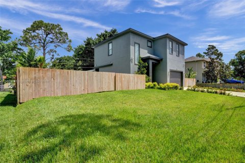 Villa ou maison à vendre à Lake Worth, Floride: 3 chambres, 217.67 m2 № 1377194 - photo 4