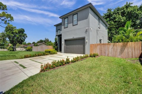 Villa ou maison à vendre à Lake Worth, Floride: 3 chambres, 217.67 m2 № 1377194 - photo 5