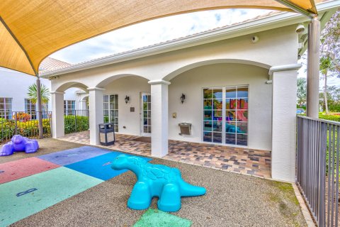 Casa en venta en Palm Beach Gardens, Florida, 5 dormitorios, 338.81 m2 № 1132965 - foto 4