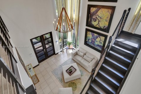 Villa ou maison à louer à Miami Lakes, Floride: 4 chambres, 239.87 m2 № 1345018 - photo 25