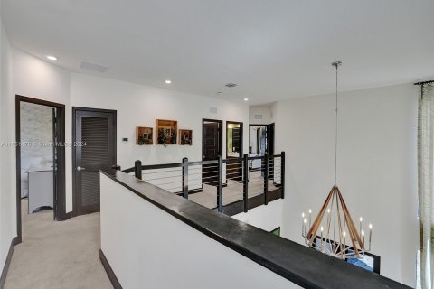 Villa ou maison à louer à Miami Lakes, Floride: 4 chambres, 239.87 m2 № 1345018 - photo 26