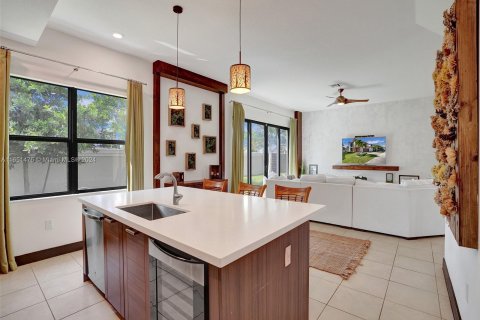 Villa ou maison à louer à Miami Lakes, Floride: 4 chambres, 239.87 m2 № 1345018 - photo 16