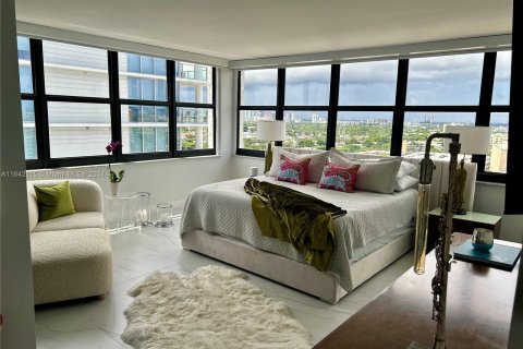 Condominio en alquiler en Fort Lauderdale, Florida, 2 dormitorios, 150.5 m2 № 1345020 - foto 7