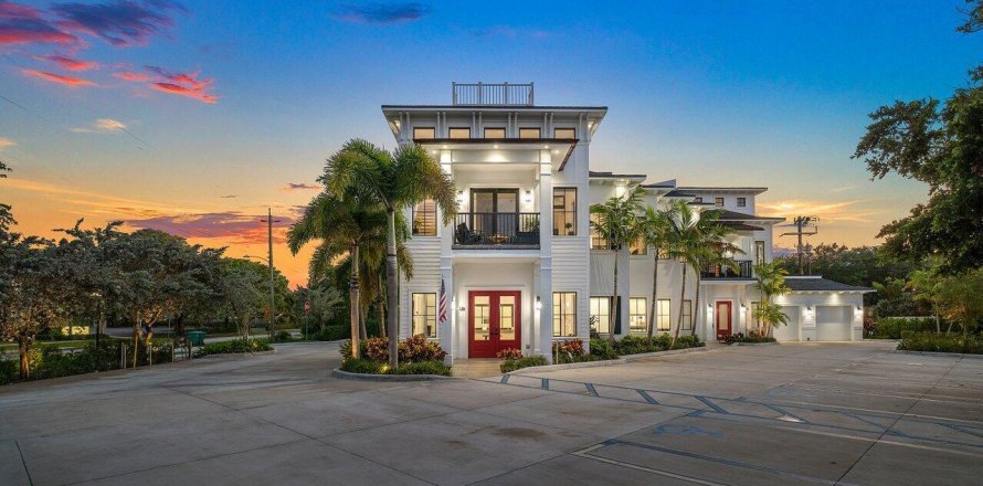 Villa ou maison à Delray Beach, Floride 4 chambres, 696.12 m2 № 52426