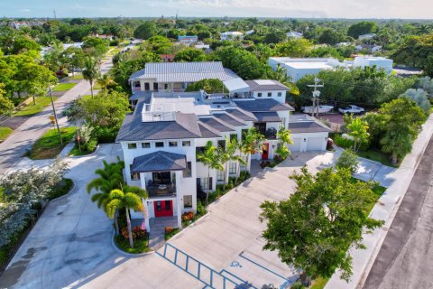 Villa ou maison à vendre à Delray Beach, Floride: 4 chambres, 696.12 m2 № 52426 - photo 9